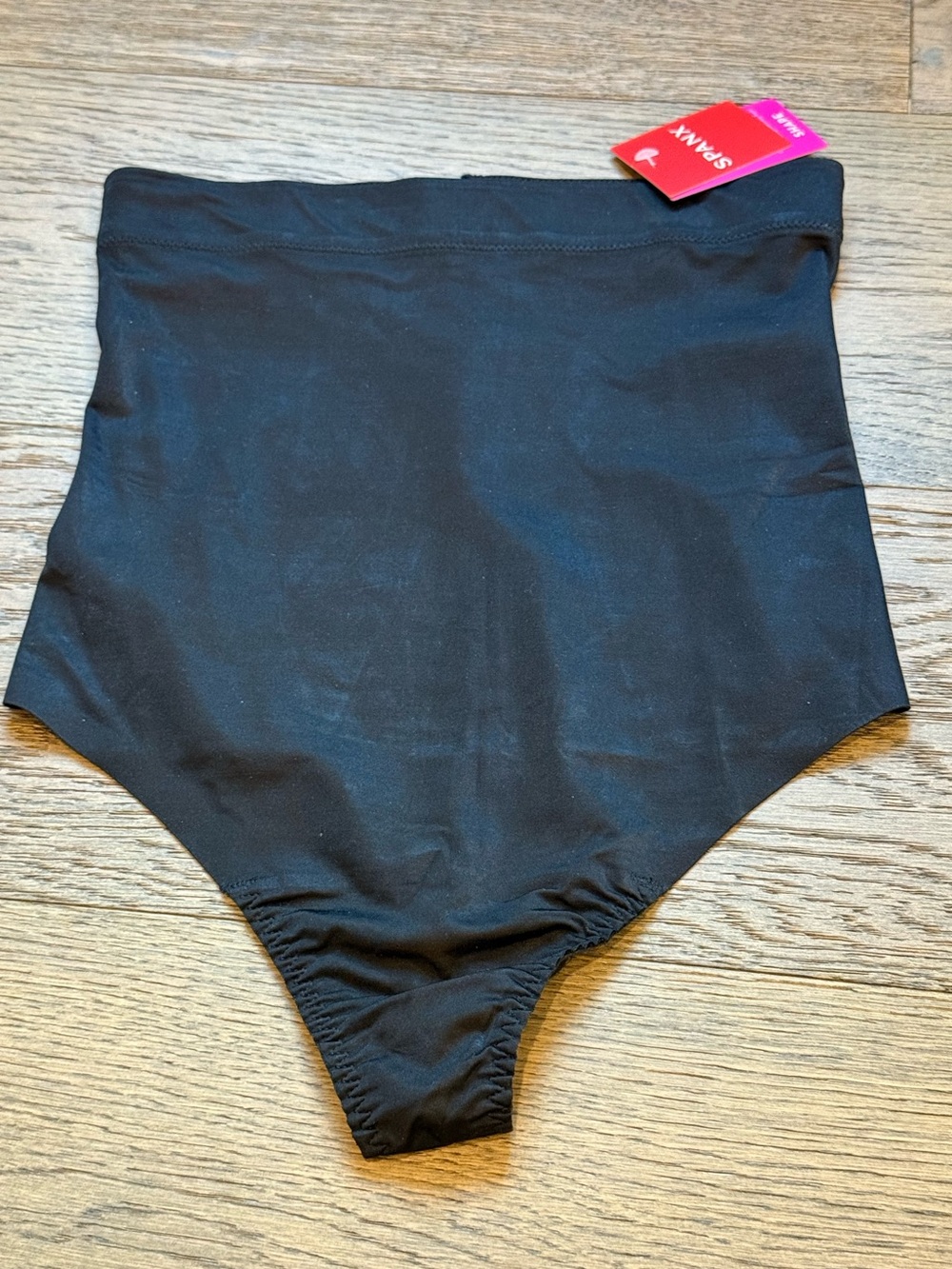 NWT Spanx High Waist Thong, medium
